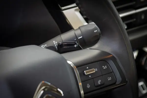 Citroen C4 1.5 BlueHDi Plus EAT8 71