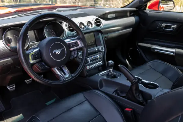 Ford Mustang 5.0 Ti-VCT V8 Black Shadow Edition 74