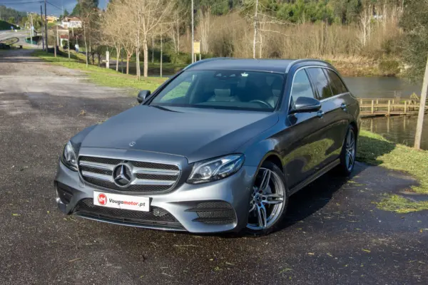 Mercedes-Benz E 220 d AMG 1