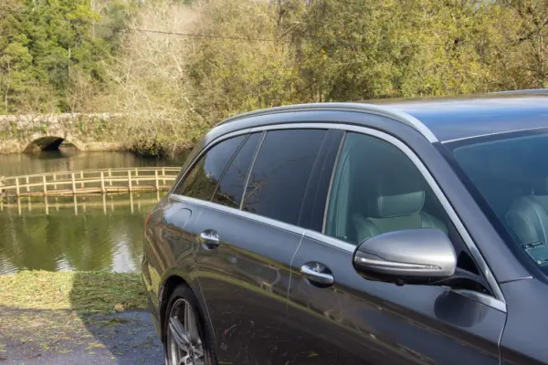 Mercedes-Benz E 220 d AMG 14