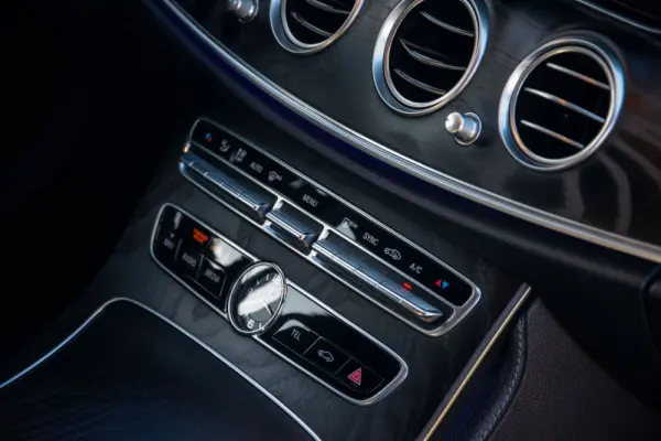 Mercedes-Benz E 220 d AMG 56