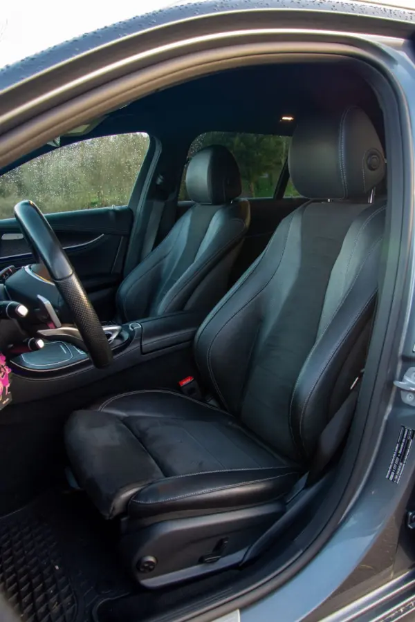 Mercedes-Benz E 220 d AMG 59