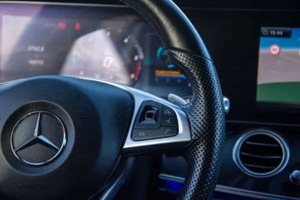 Mercedes-Benz E 220 d AMG 67