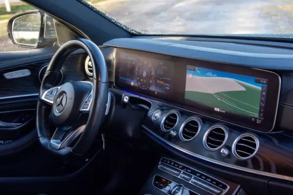 Mercedes-Benz E 220 d AMG 68