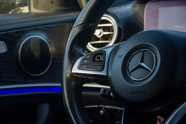 Mercedes-Benz E 220 d AMG 98