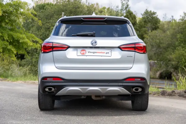 MG HS 1.5 T Luxury AT 47