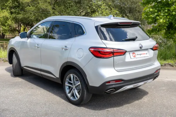 MG HS 1.5 T Luxury AT 58