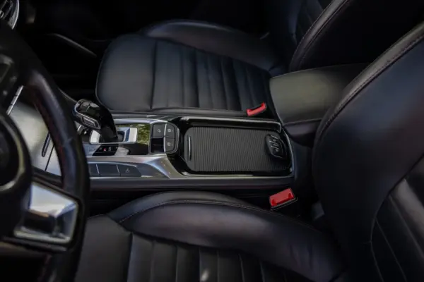 MG HS 1.5 T Luxury AT 68