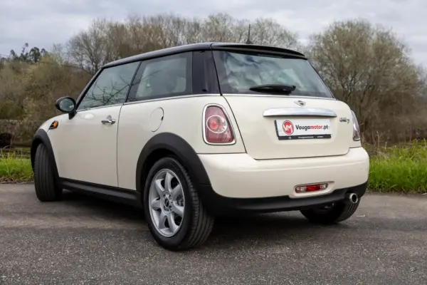MINI 3 Portas One D 30