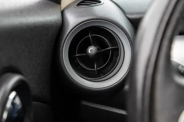 MINI 3 Portas One D 36