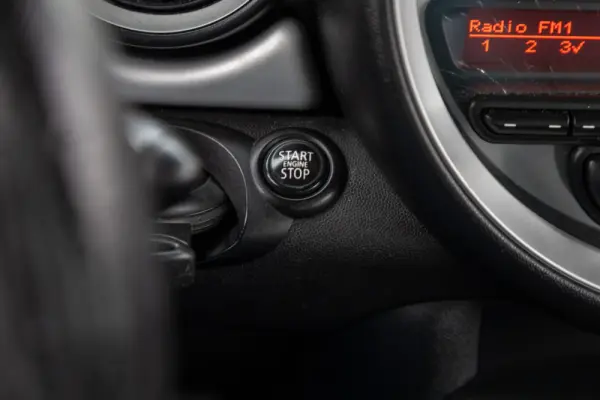 MINI 3 Portas One D 41