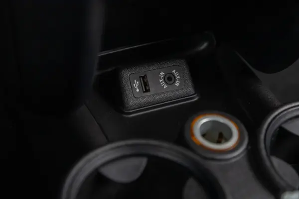 MINI 3 Portas One D 43