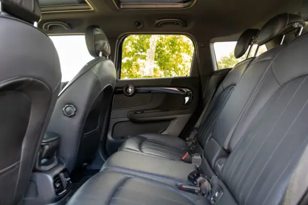 MINI Countryman Cooper SE ALL4 Auto 7