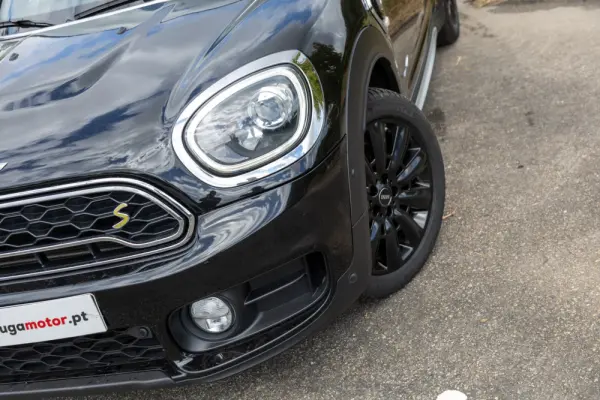 MINI Countryman Cooper SE ALL4 Auto 33