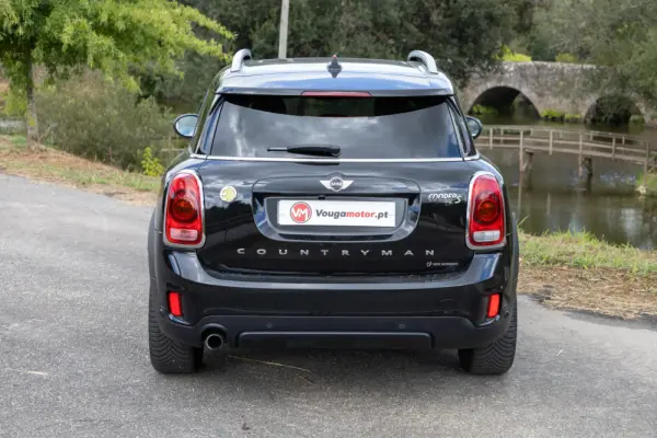 MINI Countryman Cooper SE ALL4 Auto 46