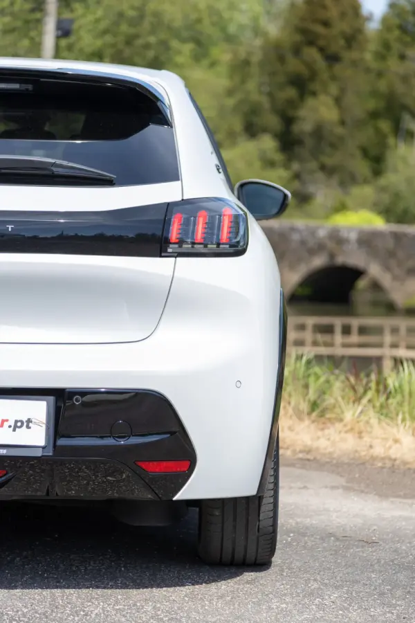 Peugeot e-208 50 kWh Allure Pack 40