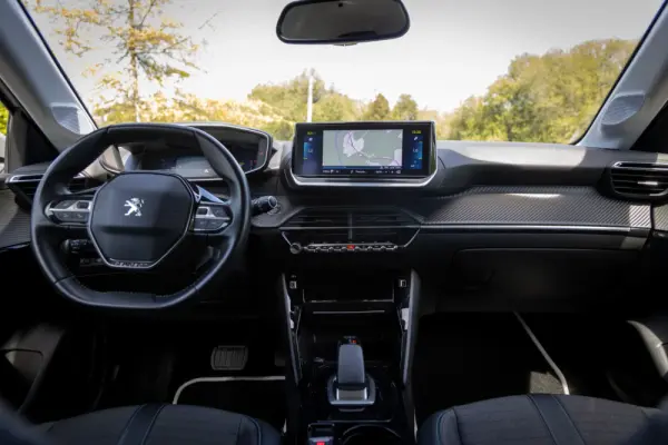 Peugeot e-208 50 kWh Allure Pack 53