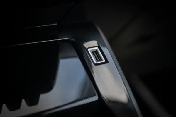 Peugeot e-208 50 kWh Allure Pack 81
