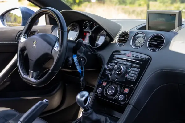 Peugeot RCZ 1.6 THP Onyx 47