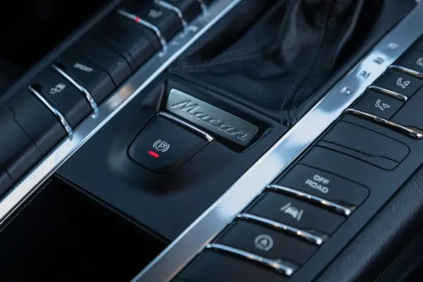 Porsche Macan PDK 6
