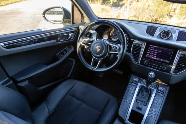 Porsche Macan PDK 32
