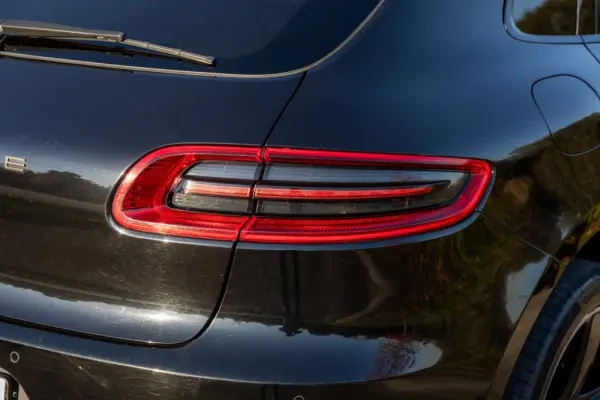Porsche Macan PDK 56