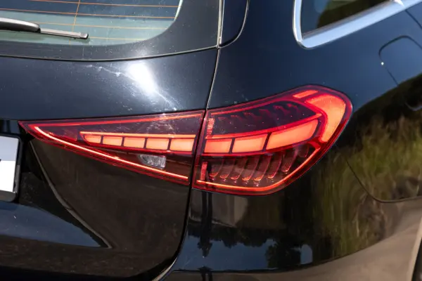 Mercedes-Benz C 300 e T 9G-TRONIC Avantgarde 69