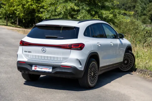 Mercedes-Benz EQA 250 AMG Line 25
