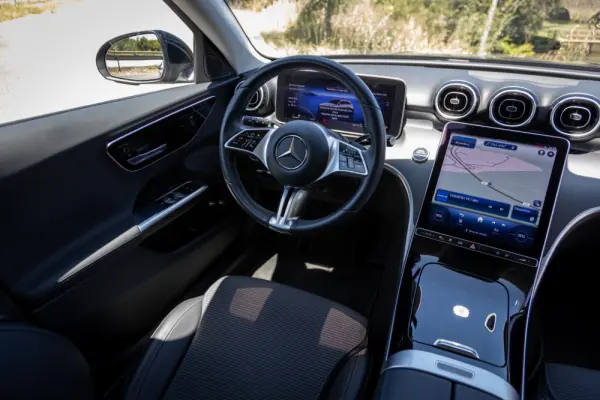Mercedes-Benz C 300 e T 9G-TRONIC Avantgarde 6