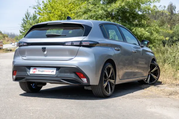 Peugeot 308 1.2 PureTech Active Pack 28