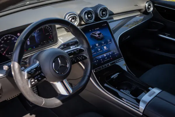 Mercedes-Benz C 300 e T 9G-TRONIC AMG Line 45
