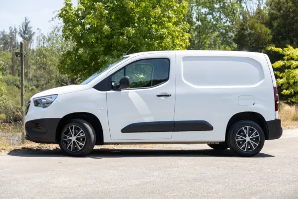 Opel Combo 1.5 CDTi L1H1 Enjoy 31