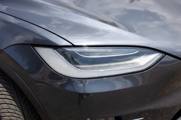 Tesla Model X Signature P90D AWD 13