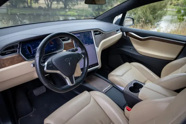 Tesla Model X Signature P90D AWD 72
