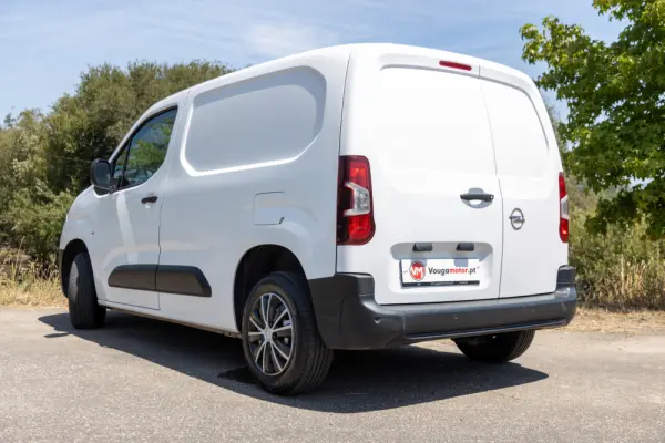 Opel Combo 1.5 CDTi L1H1 Enjoy 26