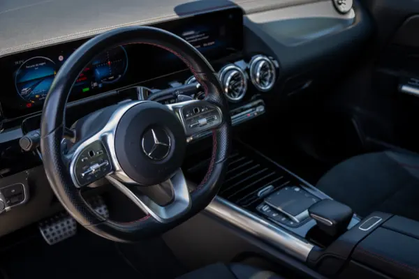 Mercedes-Benz EQA 250 AMG Line 42
