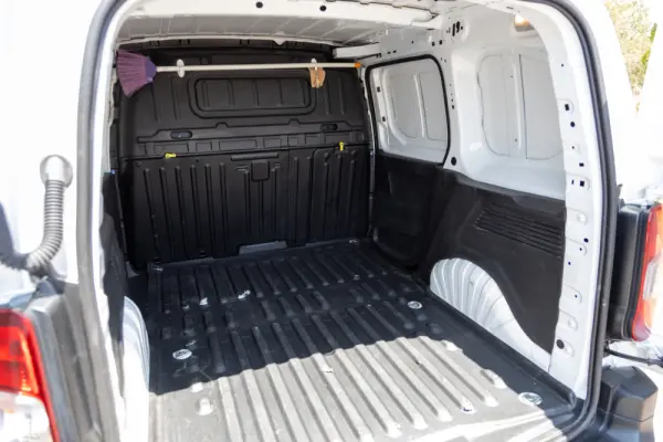 Opel Combo 1.5 CDTi L1H1 Enjoy 38