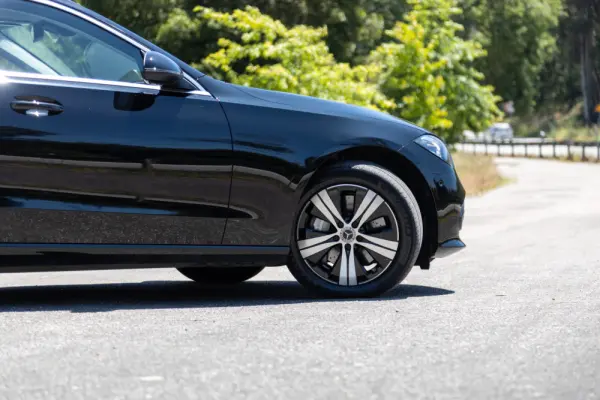 Mercedes-Benz C 300 e T 9G-TRONIC Avantgarde 64
