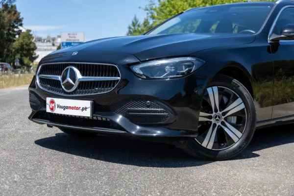 Mercedes-Benz C 300 e T 9G-TRONIC Avantgarde 48