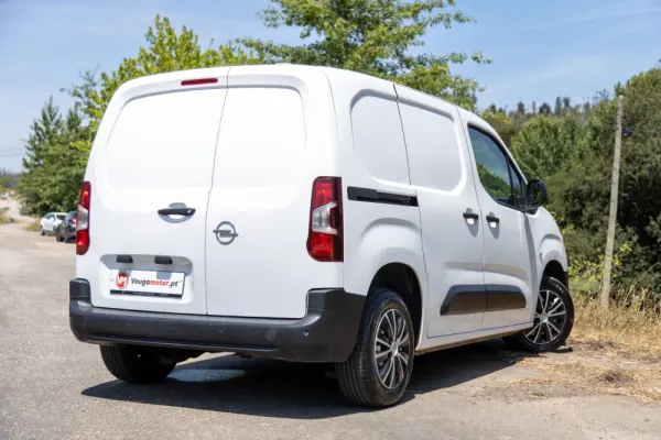 Opel Combo 1.5 CDTi L1H1 Enjoy 23