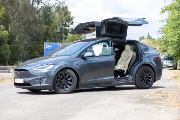 Tesla Model X Signature P90D AWD 61