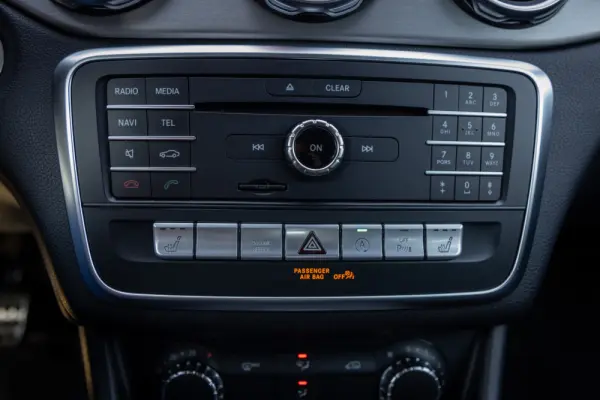 Mercedes-Benz GLA 180 (CDI) d AMG Line 49