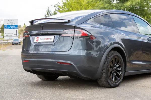 Tesla Model X Signature P90D AWD 36