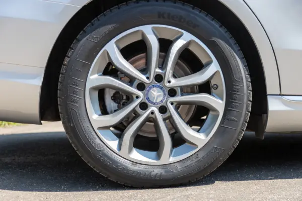 Mercedes-Benz C 180 (BlueTEC) d Station Avantgarde 23