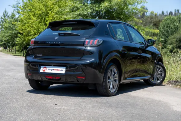 Peugeot e-208 50 kWh Allure 28