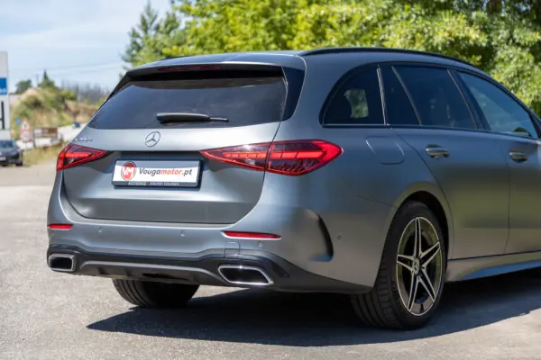 Mercedes-Benz C 300 e T 9G-TRONIC AMG Line 39