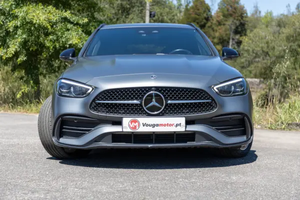 Mercedes-Benz C 300 e T 9G-TRONIC AMG Line 7