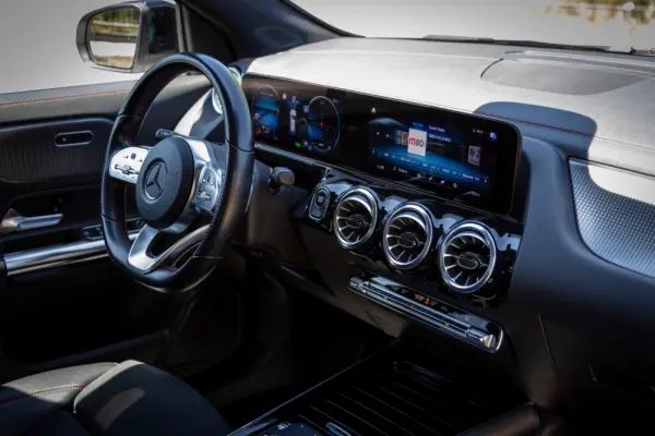 Mercedes-Benz EQA 250 AMG Line 51