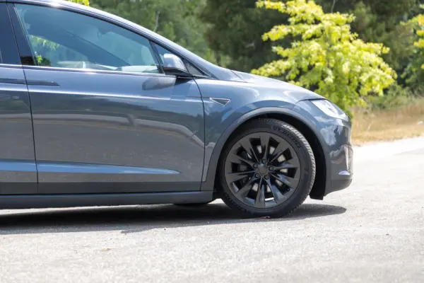Tesla Model X Signature P90D AWD 9