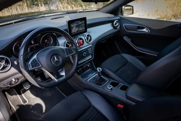 Mercedes-Benz GLA 180 (CDI) d AMG Line 79